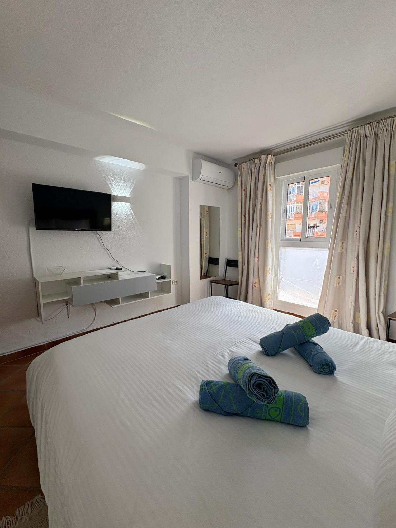 Aquamarina Sea View Apartment Беналмадена Екстериор снимка